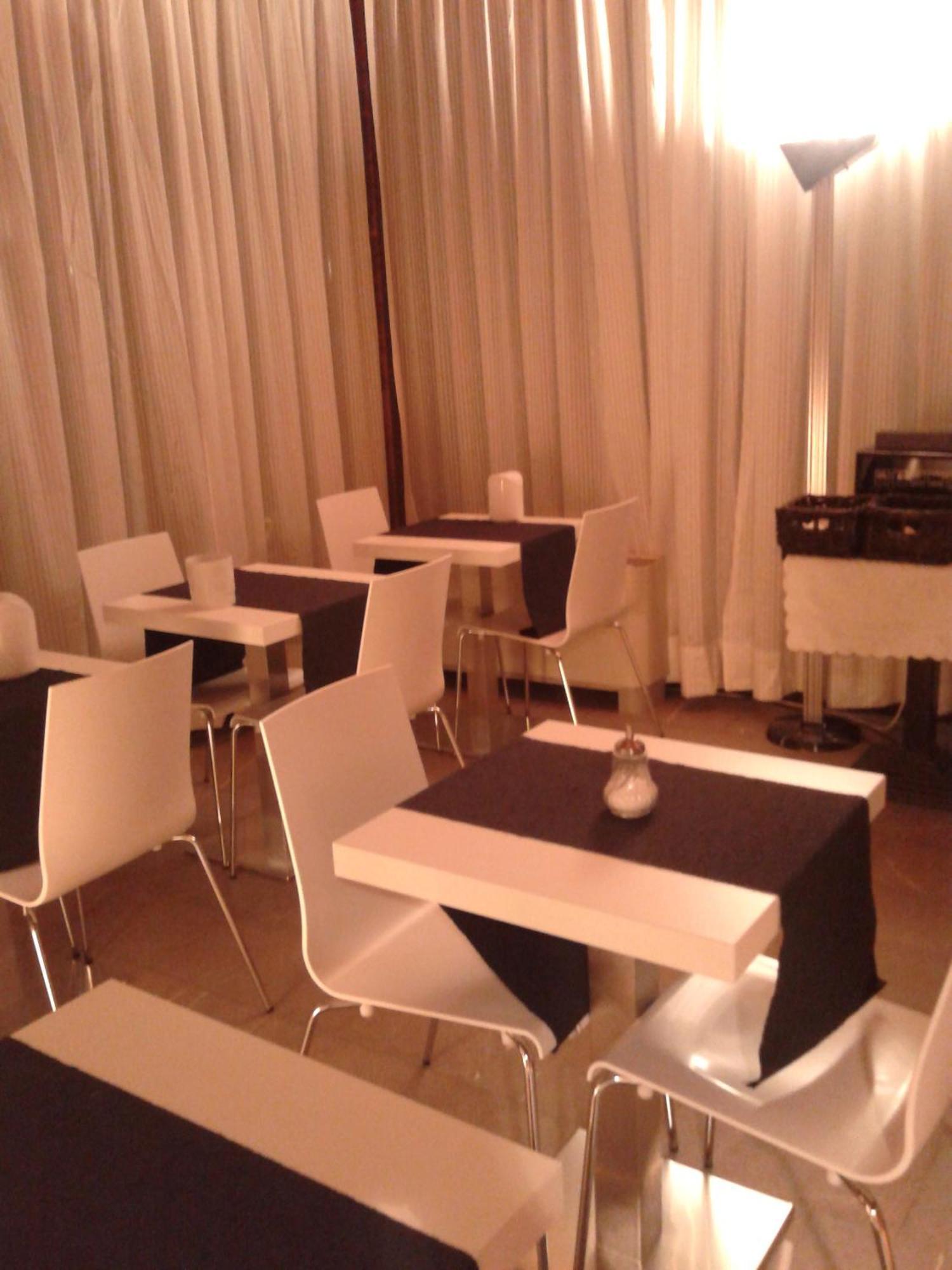 Hotel La Rosta Reggio Emilia Kültér fotó