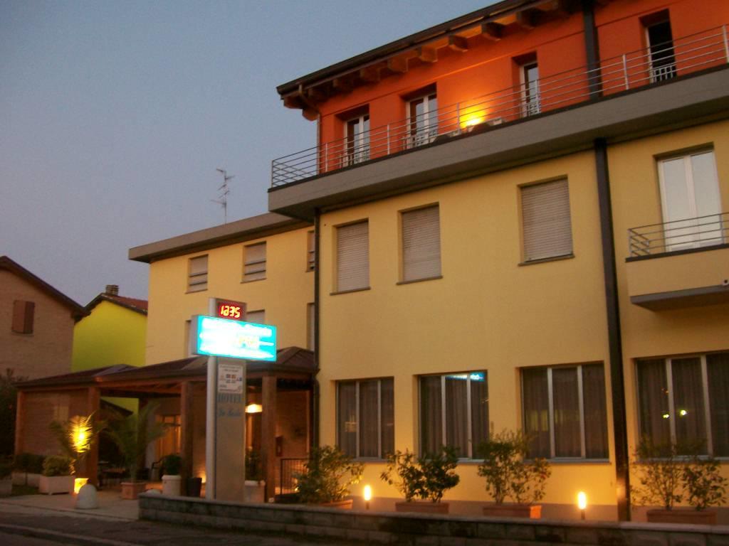 Hotel La Rosta Reggio Emilia Kültér fotó