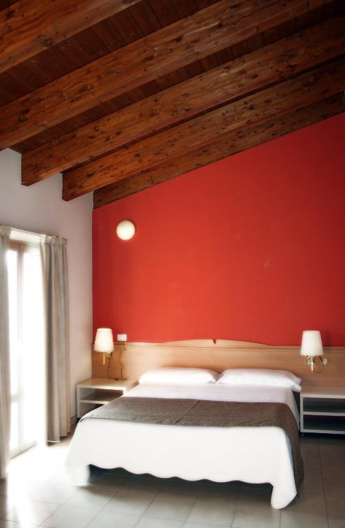 Hotel La Rosta Reggio Emilia Szoba fotó